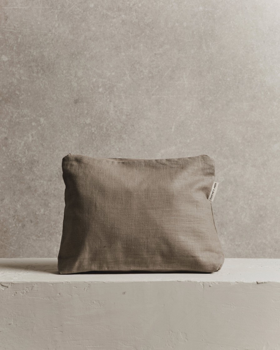 Lifestyle Form & Balance | Large Pouch 001 | Stone