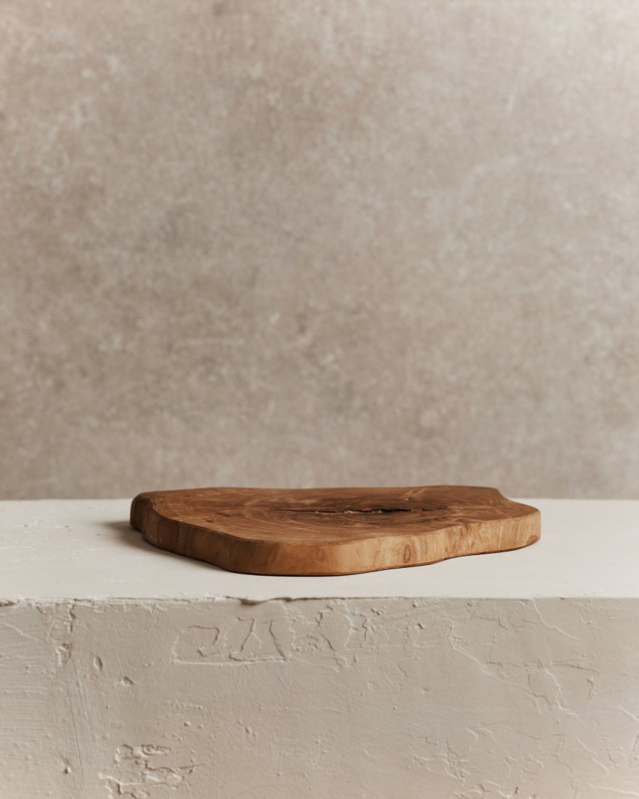 Kitchenware Form & Balance | Cora Shaped Chopping Board