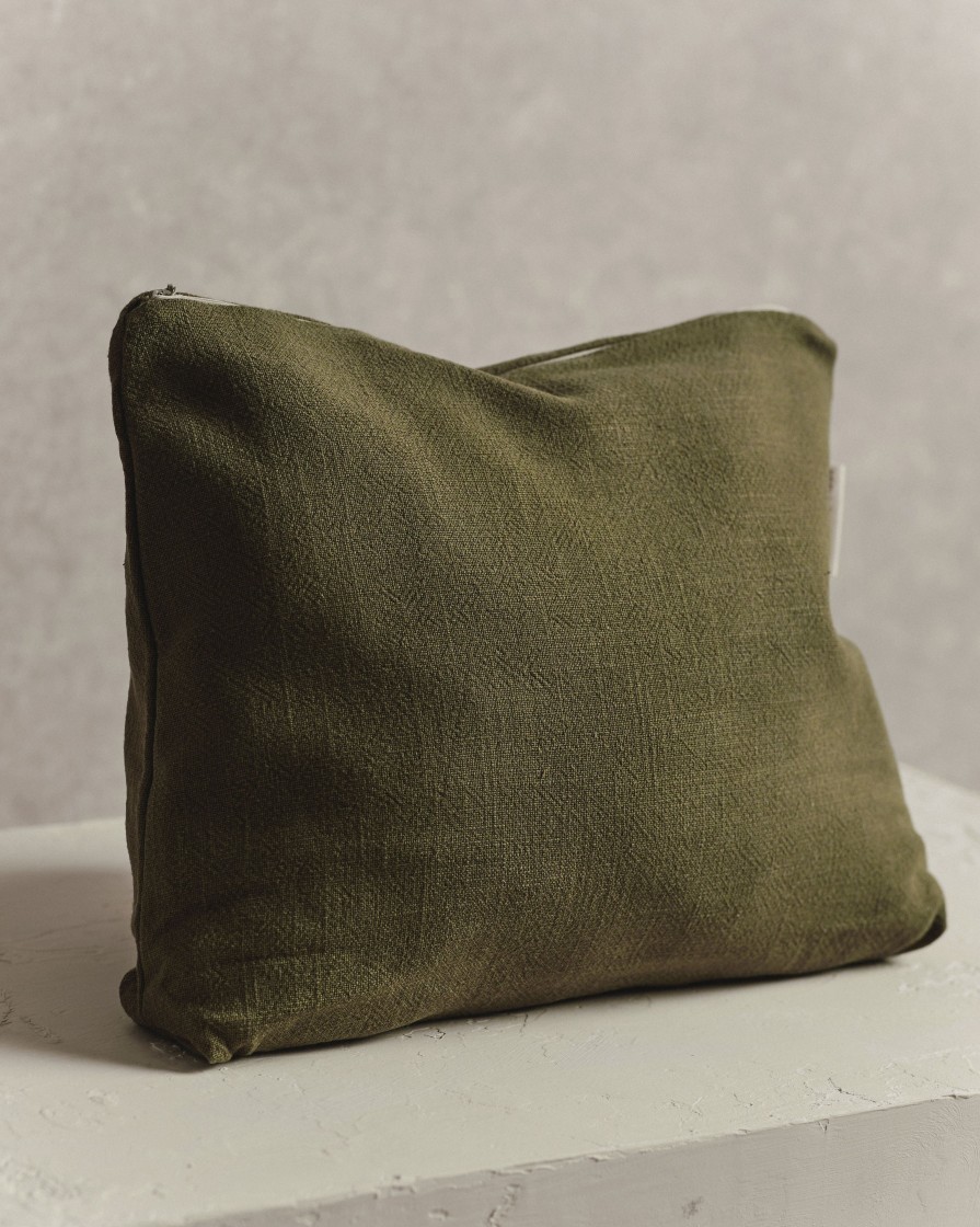 Lifestyle Form & Balance | Large Pouch 001 | Moss Green